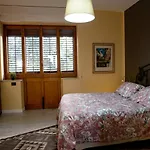 Lirma 4*