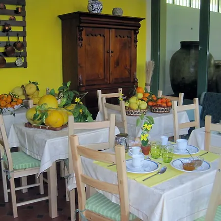 Frühstückspension Lirma